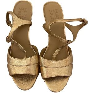Naturalizer gold heel sandals. Size 8.5